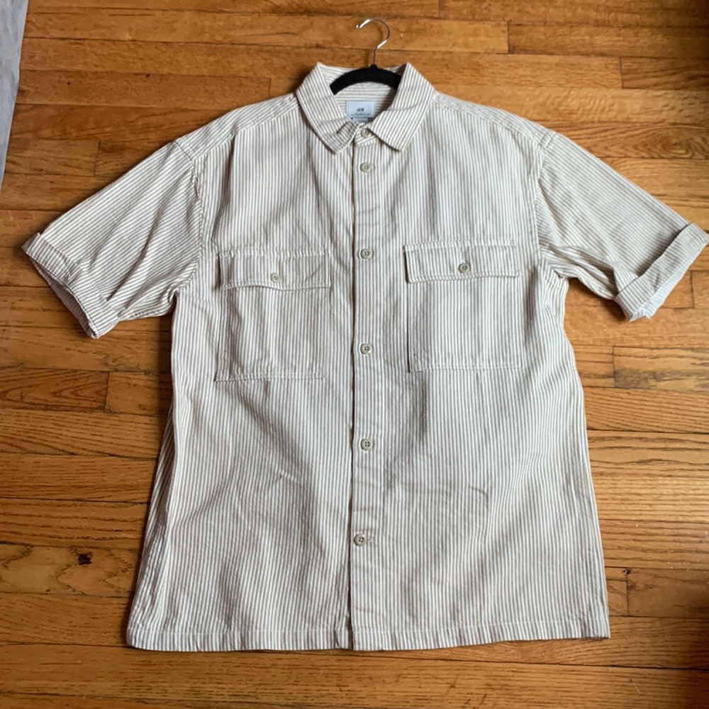 H&M button down relaxed fit